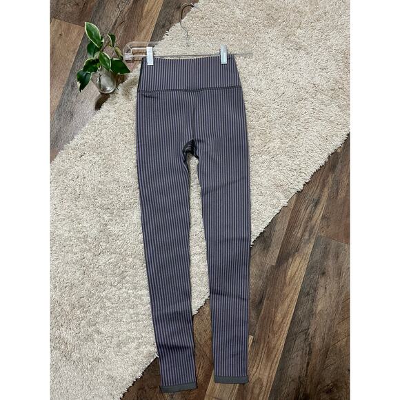 Fabletics XS Iron Hazy Iris High Waisted Versatile Seamless Rib Leggings NWT - Picture 5 of 7